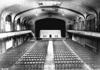 Die Stadthalle im Jahr 1949 (Foto: Adolf Moser, BAZ)